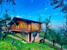 Praveen Woodhouse and Homestay Kodaikanal Vattakanal, vil·la a Kodaikānāl