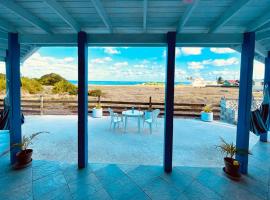 Serenity by the Sea: Ocean Front Villa with Pool: Saint Philip şehrinde bir villa