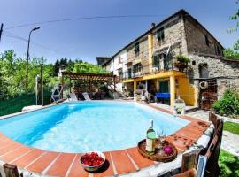 Ferienhaus mit Privatpool für 4 Personen ca 90 qm in Lanciole, Toskana Provinz Pistoia, מלון בLanciole