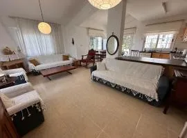 Kyrenia center 3 bedroom apartment