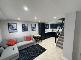 Luxury modern 1 bedroom house, hotel di Southampton
