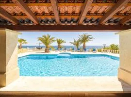 Stunning Villa Carichel Blanc