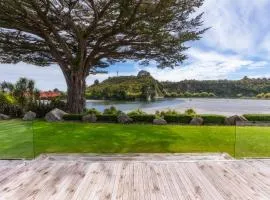 Riverstone House