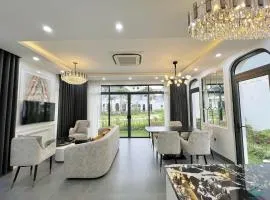 Royal Beach Villa Sonasea Vân Đồn Quảng Ninh