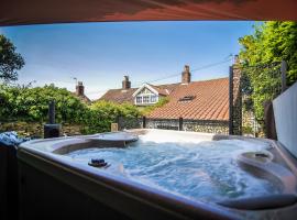 Snowdrop Cottage, pet-friendly hotel in Bulmer