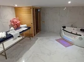 Magnifique loft jacuzzi et sauna Lanester-Lorient