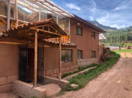 Intihuatana Hostel: Pisac'da bir otel