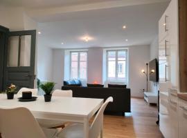 Le Cocoon Lumineux et Spacieux-Wi-Fi-TV-25min STRG, hotel with parking in Wasselonne