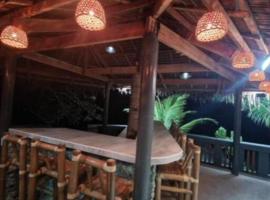 판단에 위치한 숙소 ZenStay Retreats Private Luxury Beach House Rental
