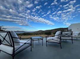 Villa Serene By Milos Concierge – hotel w mieście Empourios