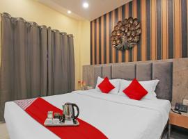 Avenue Inn Near Birla Mandir, hotel en Ballygunge, Calcuta