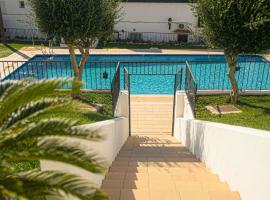 Townhouse in Monte Viñas - Manilva, hotel v destinaci Manilva
