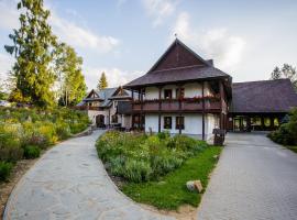 Oravský Háj Garden Hotel & Resort, hotel di Trstená