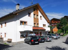 扎萨帕洛姆公寓，位于圣卡夏诺的酒店