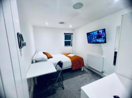 The Coral Guest House Portsmouth & Southsea, отель в Портсмуте