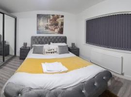 SAV Apartments Leicester - 2 Bed Cosy Flat Saffron, vacation rental in Leicester