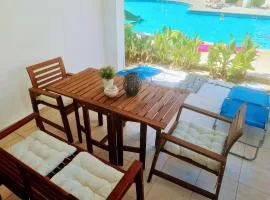 Blue Pearl holiday apartments with pool in kato paphos