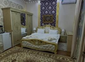 Hotel UYUT, готель біля аеропорту Samarkand Airport - SKD, у місті Самарканд