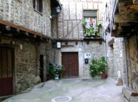 Casa Lopez San Martín, hotel in San Martín del Castañar