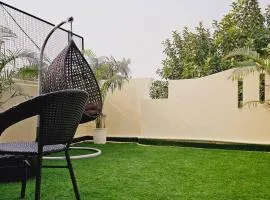 Hostmystay-2bhk w/t Terrace! Gk1