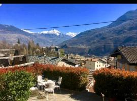 Casa Zia Renny, ξενοδοχείο σε Châtillon