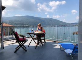 Lago di Lugano, riante complete vakantiewoning, отель в городе Brusino Arsizio