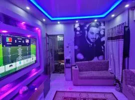 استديو غرفة نوم و ريسبشن و روف تراس