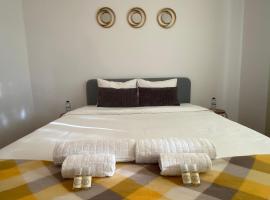 Almada Central Apartment, self-catering accommodation in Almada