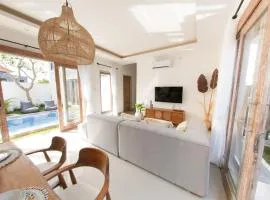 Design 3BR Luxus Villa VENTURA I Pool I Centre Canggu I Kitchen I Netflix