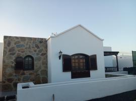 Casa Siempreviva, holiday home in Teguise