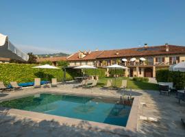 Cascina Rocca Agriturismo B&B, khách sạn ở La Morra