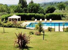 Enchanted Villa in Poggio Catino with Private Pool, hotel a Poggio Catino