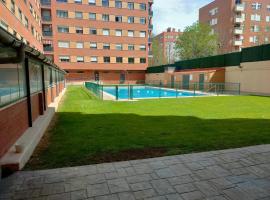 Apartamento Cuco con Piscina, pet-friendly hotel in Logroño