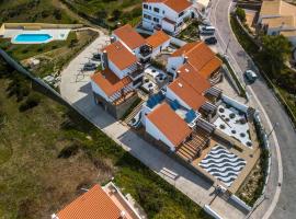 Falésias da Arrifana, hotel cerca de Zona de surf de la Playa de Arrifana, Praia da Arrifana