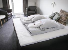 B&B by the Sea Hirtshals، فندق في هيرتسهلس