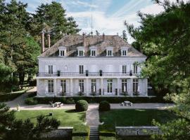Domaine du Chesney, villa i Pressagny l'Orgueilleux