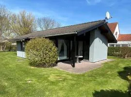 Freistehendes Ferienhaus auf eigenem Grundstück direkt Nordsee im Feriendorf Eckwarderhörne E 15