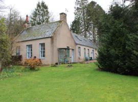 Cosy Cottage in the Grounds of a Scottish Castle, hotell sihtkohas Insch