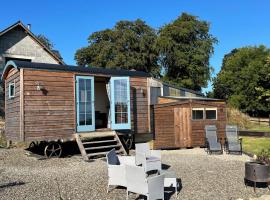 The Shepherds Hut Glyncoch Llangrannog, вила в Llwyn-Dafydd