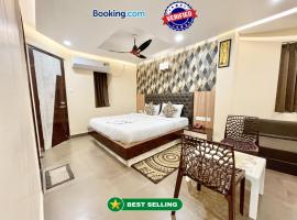 Hotel Yashasvi inn ! Puri near-sea-beach-and-temple fully-air-conditioned-hotel with-lift-and-parking-facility breakfast-included, hotel en Puri