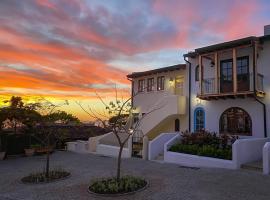 Gorgeous Luxury Villa Close to Beach in Las Catalinas Sleeps 6, hotel u gradu 'Playa Danta'