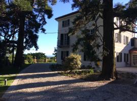 Casa Rita, Charming House with pool, Asti, villa in Asti