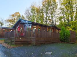 Rustic Fawn Lodge - Devon Holiday, rental liburan di Chudleigh