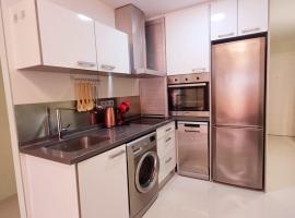 Умные новые аппартаменты в Торревьехе, hotel in Torrevieja