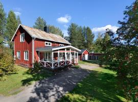 Guestly Homes - 3BR Lakeview House, semesterboende i Piteå