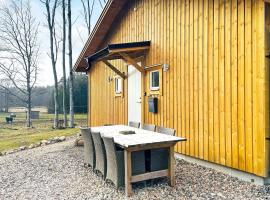 Holiday home UDDEVALLA XXIV, nhà nghỉ dưỡng ở Sundsandvik