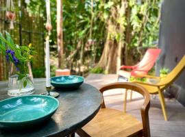 Casa Eden - Modern Peaceful Jungle Apartments, hotel en Cocles