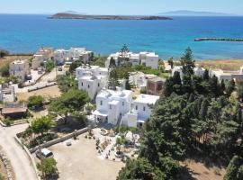 Kiki's dream apartment balcony with sea views, hotel v mestu Chrissi Akti