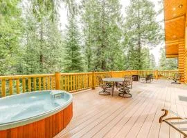 Shaver Lake Mountain Cabin with Hot Tub and Gas Grill!