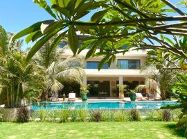 Villa YEMAYA - Villa d'hôtes, bed & breakfast σε Ngaparou